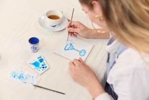 Amsterdam : Atelier de peinture sur carreaux de faïence bleue traditionnelle