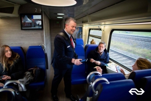 Amsterdam: Train Transfer Schiphol Airport from/to Den Haag