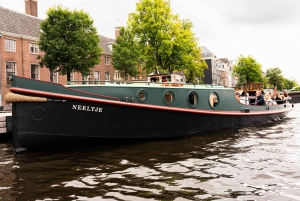 Amsterdam: Electric Tugboat City Cruise with Drinks Option