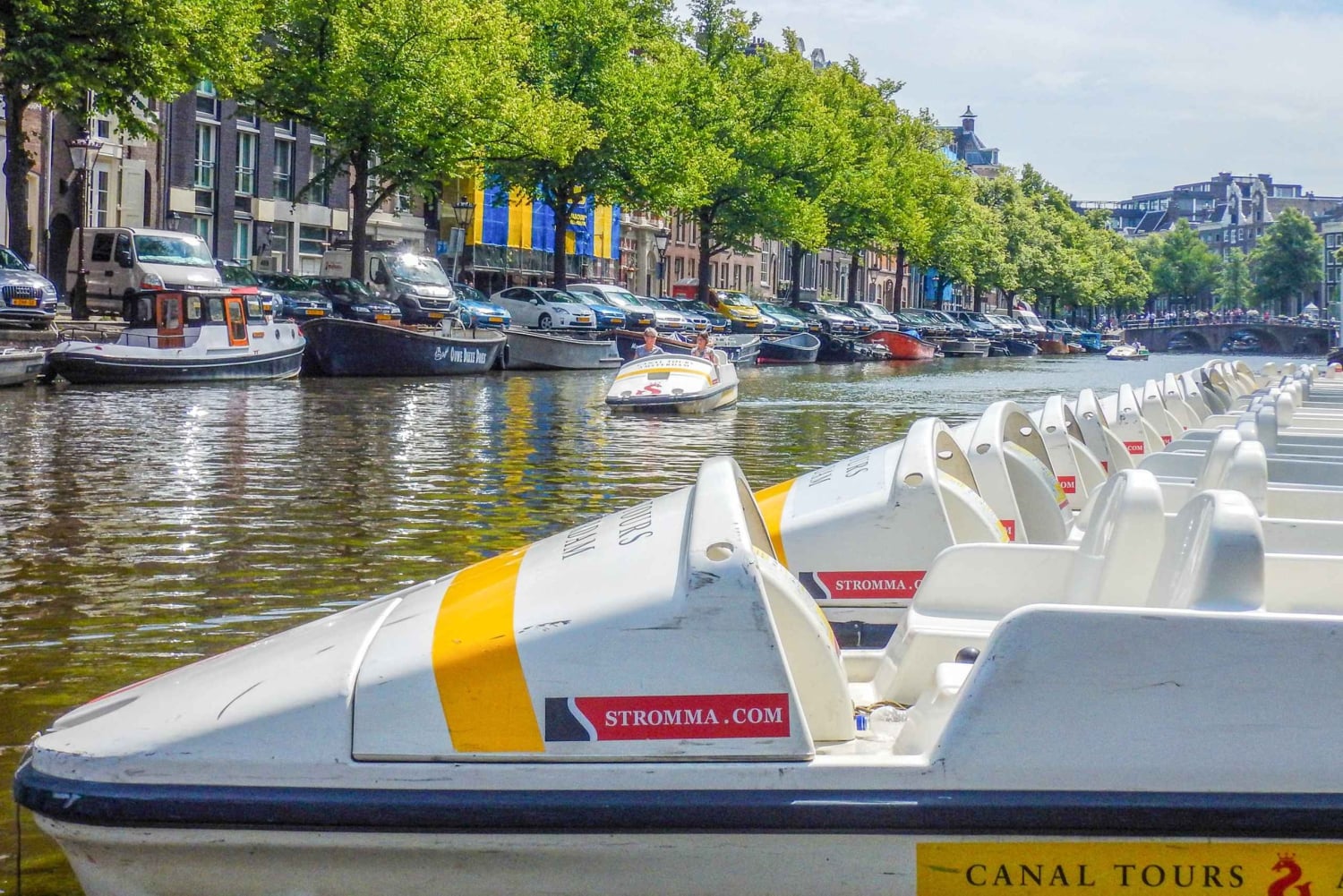 Ámsterdam: experiencia única en barco a pedales por los canales
