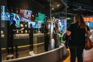 Amsterdam: VIP Johan Cruijff ArenA Tour with Drink and Scarf