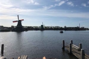 Amsterdam: Volendam, Windmill, and Cheese Farm Private Tour