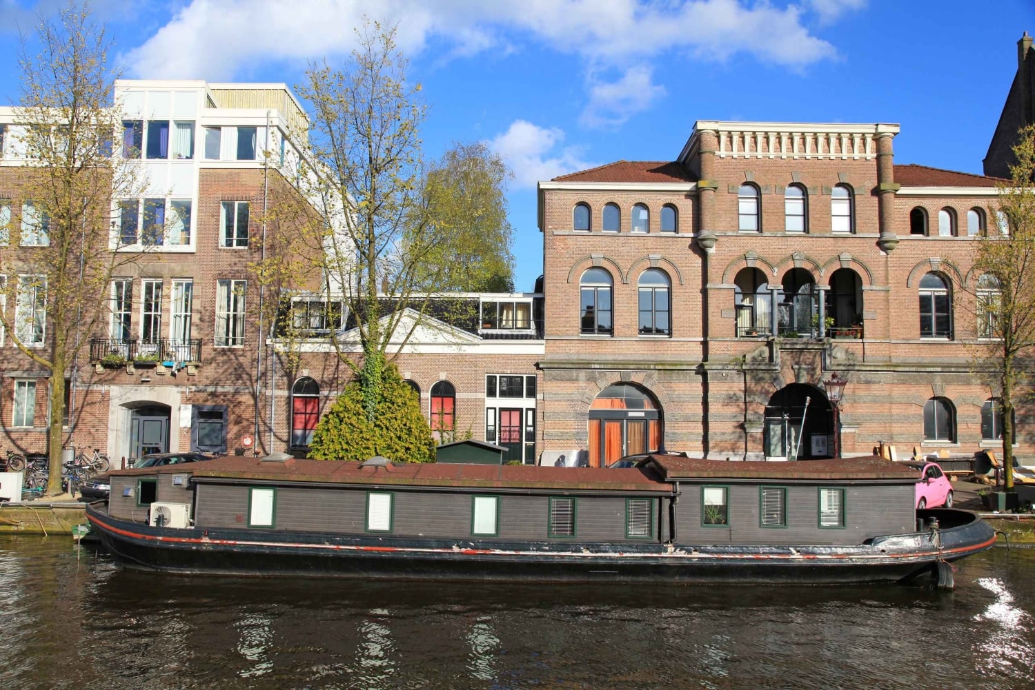 Amsterdam Walking Tour and Canal Cruise