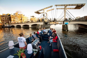 Amsterdam: Walking Tour with Canal Cruise and Drinks