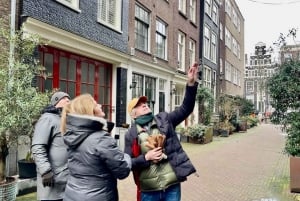 Amsterdam: Small Group Walking Tour with Fun Guide