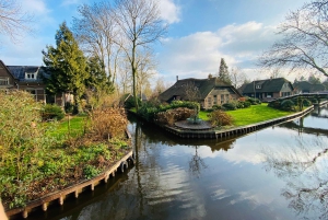 Amsterdam: Schans ja Giethoorn -päiväretki risteilyllä.