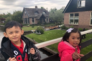 Amsterdam: Guidet kombinationstur til Zaanse Schans og Giethoorn