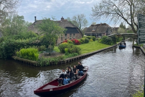 Amsterdam: Guidet kombinationstur til Zaanse Schans og Giethoorn