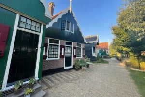 Amsterdam: Zaanse Schans Windmills Guided Tour