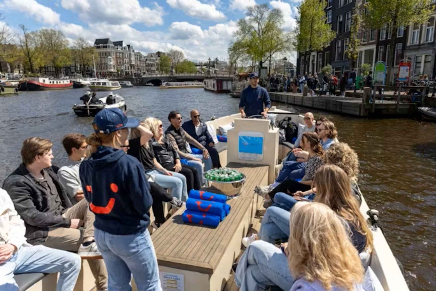 Amsterdam: City Highlights Small Boat Canal Cruise with host