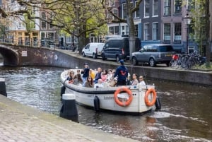 Amsterdam: City Highlights Small Boat Canal Cruise with host