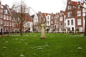 Bike Tour of Amsterdam Old Town, Top Attractions and Nature