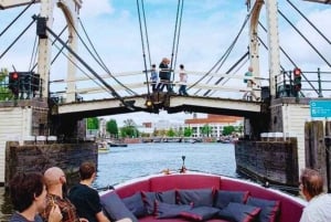 CHEESE AND DRINKS TOUR: A TASTE OF AMSTERDAM ON THE CANALS