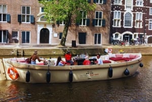 CHEESE AND DRINKS TOUR: A TASTE OF AMSTERDAM ON THE CANALS