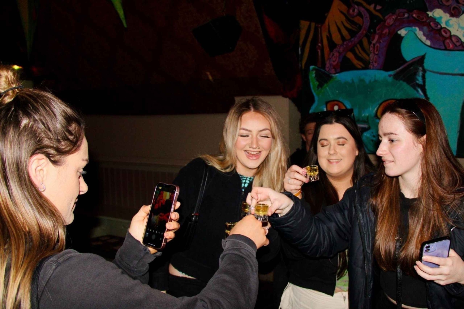 Pubrundtur i sentrum og Red Light Pub Crawl: 2 netters pass