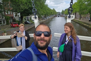 Liberal Amsterdam: Small-Group Walking Tour & Anne Frank VR