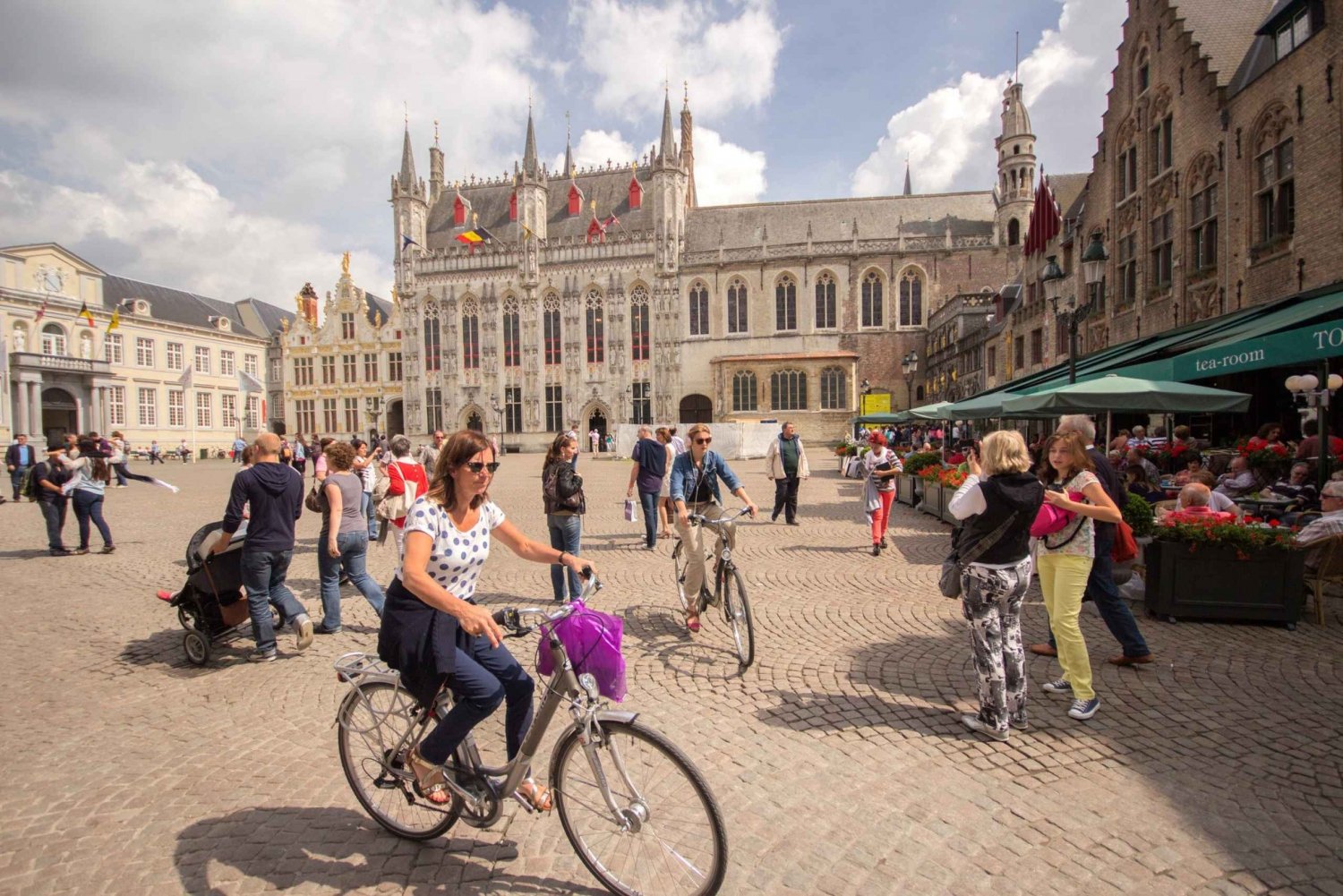 Amsterdamista: Koko päivän kierros Bruggeen