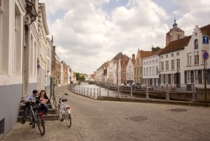 Von Amsterdam: Tagesausflug nach Brügge auf Spanisch oder Englisch