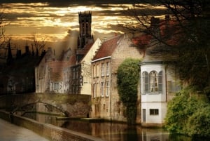 From Amsterdam: Day Trip to Bruges in Spanish