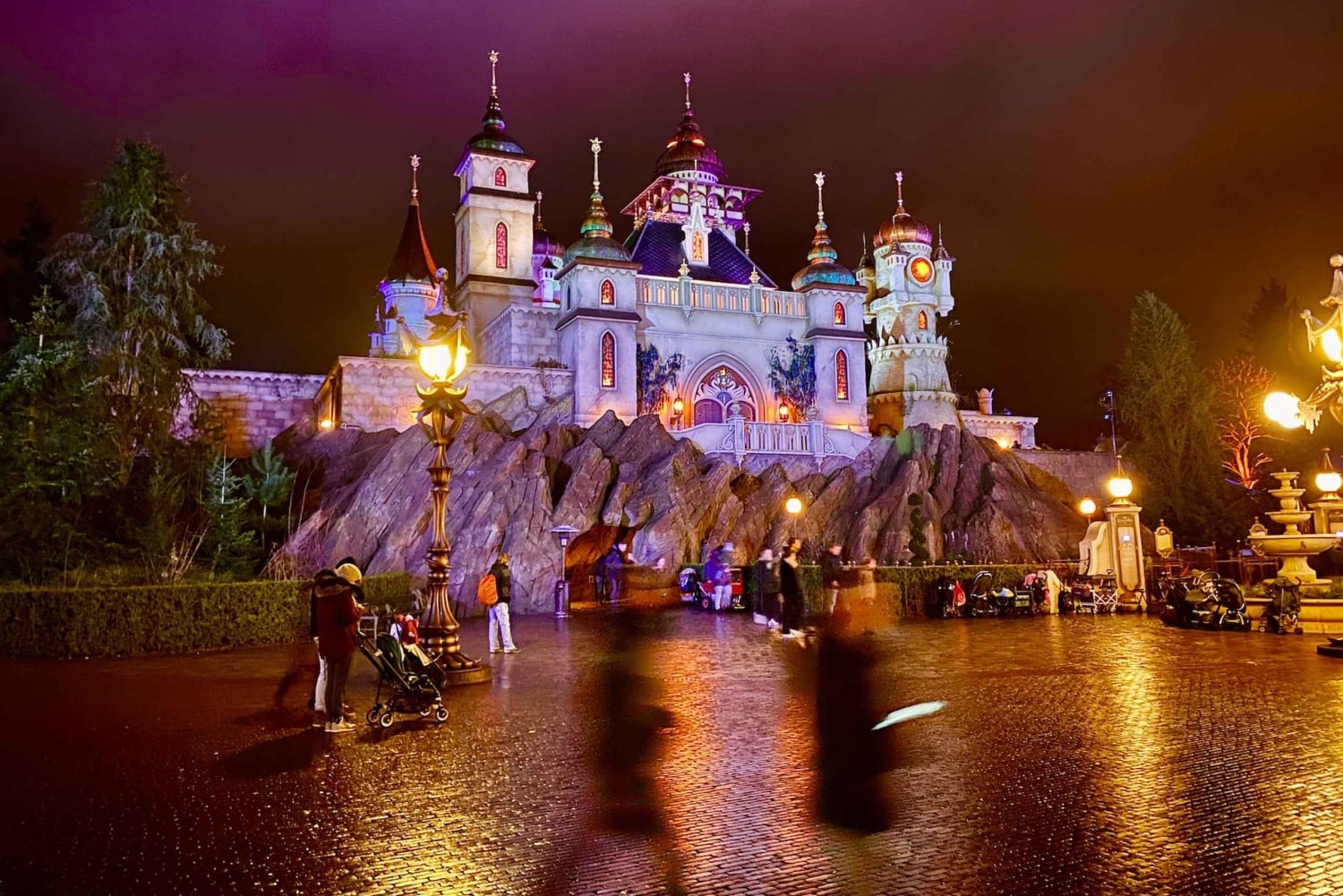 Из Амстердама: однодневная поездка в тематический парк Эфтелинг с билетом