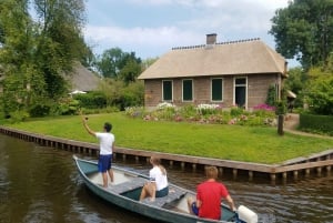 Z Amsterdamu: Jednodniowa wycieczka do Giethoorn małą łodzią elektryczną