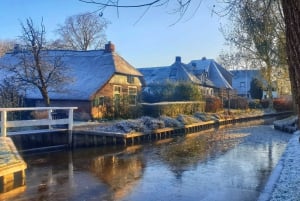 From Amsterdam: Giethoorn Day Trip with Small Electric Boat