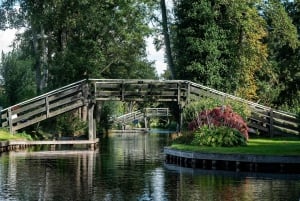 Amsterdam: Dagsutflykt, båttur och rundvandring i Giethoorn