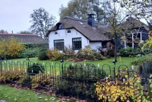 From Amsterdam: Giethoorn Small Group Tour with Boat Ride