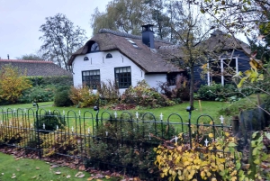 Desde Ámsterdam: tour en grupo reducido a Giethoorn con paseo en barco