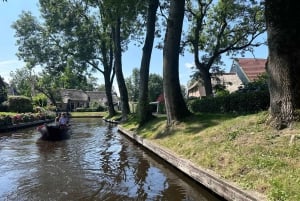 From Amsterdam: Giethoorn & Windmill day tour incl. Lunch