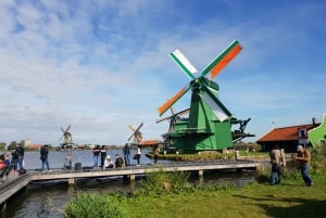From Amsterdam: Giethoorn & Zaanse Schans Day Tour with Boat