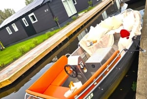 Z Amsterdamu: Giethoorn & Zaanse Schans Tour z małą łodzią