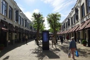 From Amsterdam: Private Day Trip to Fashion Outlet