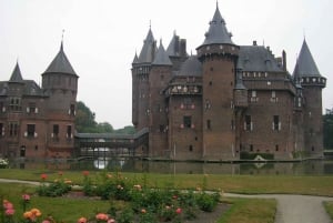 From Amsterdam: Private Day Trip to the Dutch Castles