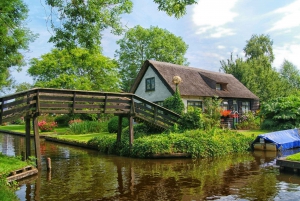 From Amsterdam: Private Sightseeing Tour to Giethoorn