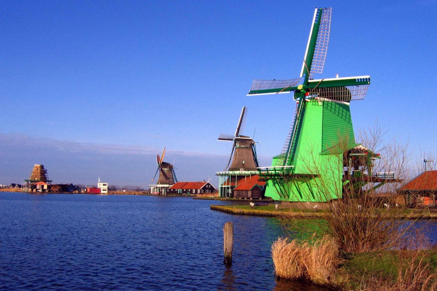 Från Amsterdam: Zaanse Schans och Volendam i en liten grupp