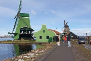 From Amsterdam: Small Group Zaanse Schans and Volendam Tour