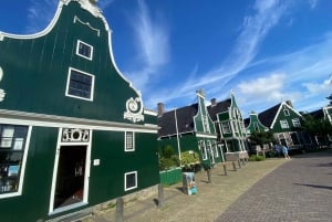 From Amsterdam: visit Zaanse Schans, Muiderslot and more!