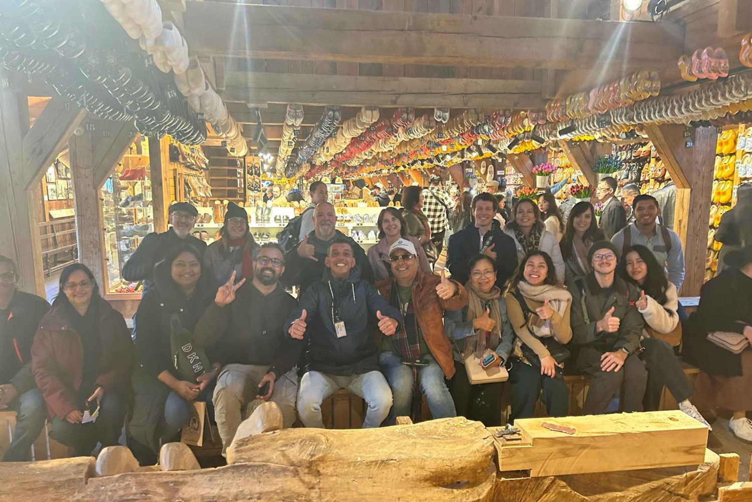 Von Amsterdam aus: Zaanse Schans und Giethoorn Tagestour