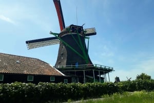 From Amsterdam: Zaanse Schans Windmills Private Tour