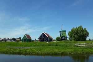 From Amsterdam: Zaanse Schans Windmills Private Tour