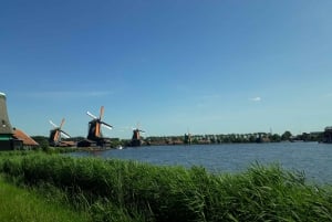From Amsterdam: Zaanse Schans Windmills Private Tour