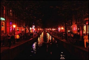 Historic Amsterdam 2-Hour Private Tour with Local Guide