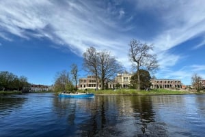 Leiden: Cruise through the Historic City Center with Guide