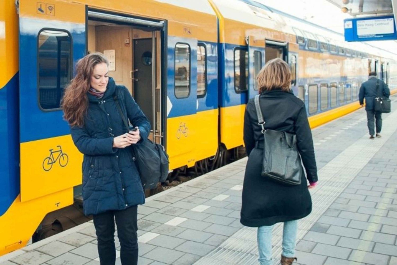 Madurodam: Trein + tram van/naar Rotterdam