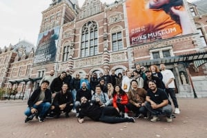 Amsterdam: Rijksmuseum-vaihtoehto: Stedelijk Museum Opastettu kierros & Rijksmuseum-vaihtoehto