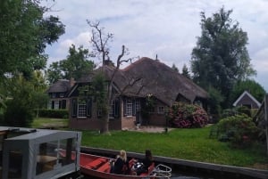 From Amsterdam: Private Tour to Giethoorn