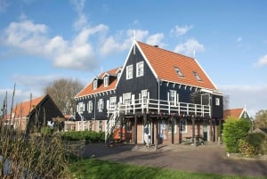 Amsterdam: Marken, Volendam, Edam (Private Driver & Tour)