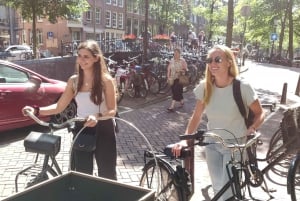 Amsterdam: Guided Food Tour with Tastings