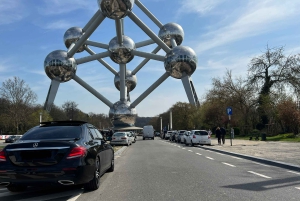 Yksityinen lentokenttäkuljetus Amsterdamista lentokentälle tai lentokentältä